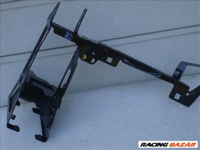 BMW 3-as F30 F31 Új Jobb Fényszóró Tartó 2011-től