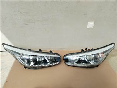 Kia Ceed JD  első fényszóró jobb bal oldali Angol 92101-a2250  92102-a2250