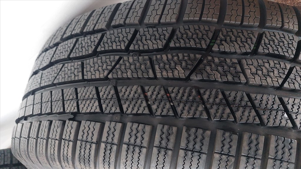 Gyári, Új,VW Tuareg III. /CASCADE/18" alufelni 5x112 Új téli gumik  13. kép