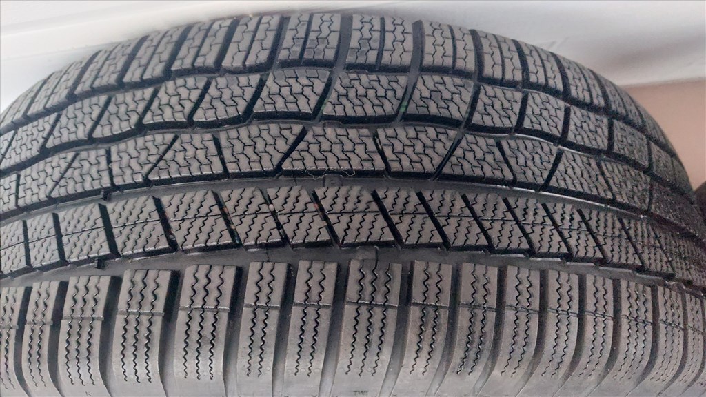 Gyári, Új,VW Tuareg III. /CASCADE/18" alufelni 5x112 Új téli gumik  15. kép