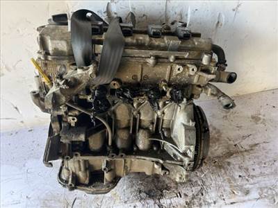 NISSAN MICRA III Motor (Fűzött blokk hengerfejjel)