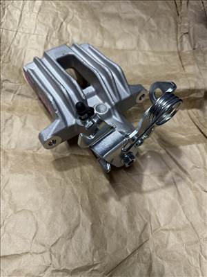 Audi A6 quattro féknyereg  8e0615424a 8e0615423a