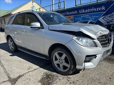 Mercedes ML 250 CDI OM651 (W166) bontott alkatrészei