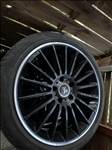  5x120 lyukosztású 19" használt Keskin alufelni, rajta 235/40 újszerű Bridgestone nyári gumi gumi 