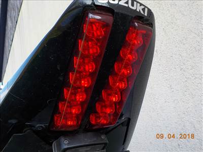 SUZUKI SV 650,2006-OS,OSZTRÁKRÓL:KOMPLETT FAROKIDOMSZETT ELADÓ