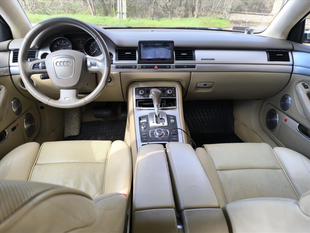 AUDI S8 5.2 V10 quattro Tiptronic Bang&Olufsen Solar Ajtószervo V10 3. kép