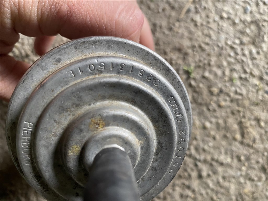 Volkswagen Passat B5 1.9 TDI Egr szelep 028131501e 2. kép