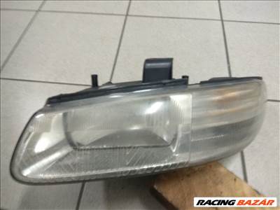 Chrysler Voyager (3rd gen) Fényszórók, lámpák.