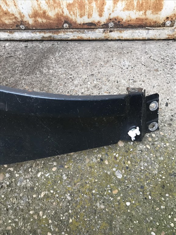 Volkswagen Passat B5 / jobb első sárvédő 2. kép