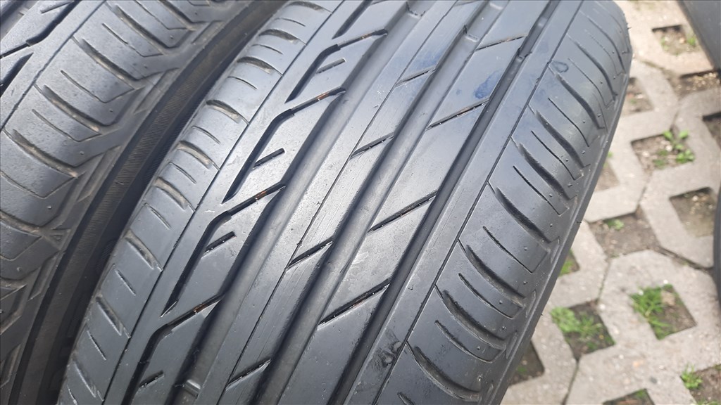  205/60 R16 Bridgestone Nyári gumik 2. kép