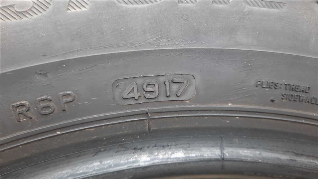  205/60 R16 Bridgestone Nyári gumik 7. kép
