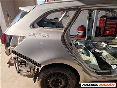 Kia Ceed II kombi bal jobb hátsó sárvédő negyed 