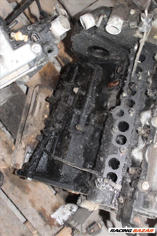 Opel Zafira A  2.0D Fűzött blokk hengerfejjel Y20DTH 2. kép