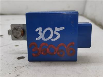 MAZDA PREMACY (CP) 2.0 TD Ablaktörlő Relé #36066# GE4T66810