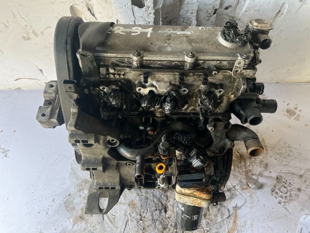 VW GOLF IV Motor (Fűzött blokk hengerfejjel) 3. kép