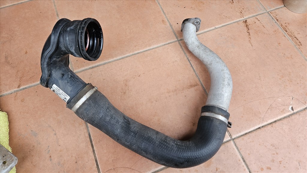 Opel Astra J 2.0 CDTI intercooler cső A20dth 13386923 1. kép