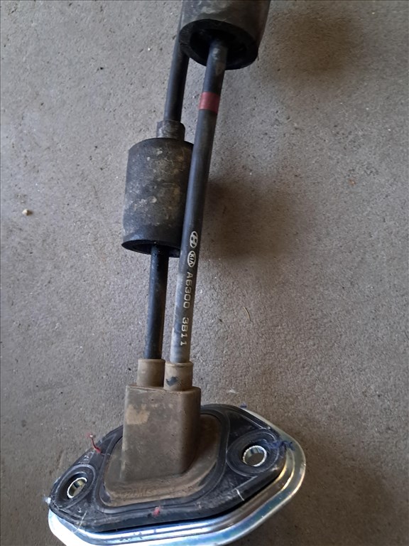 Kia Cee'd (JD) 1.4 crdi váltó bowden  3. kép