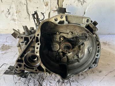 NISSAN MICRA III Váltó (Mechanikus)