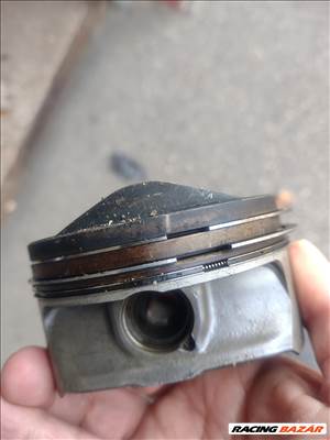Audi A6 (C6 - 4F) C6 - 4F Dugattyú