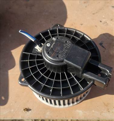 Mazda 6 (1st gen) Fütömotor 