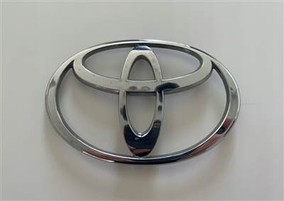 Toyota Hi-Ace hátsó embléma ÚJ!, cikkszám: 75431-26020