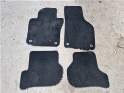 Volkswagen Golf VI szőnyeg szett (5 ajtós) (17082) 1k1863011