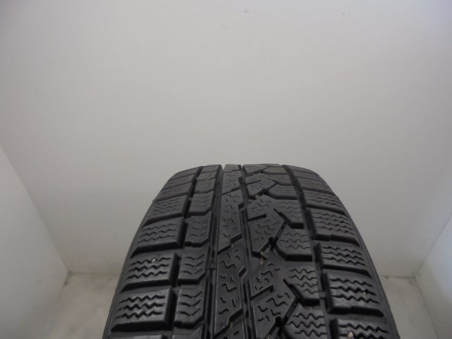Kumho Izen RV Asymmetric 215/60 R17  1. kép