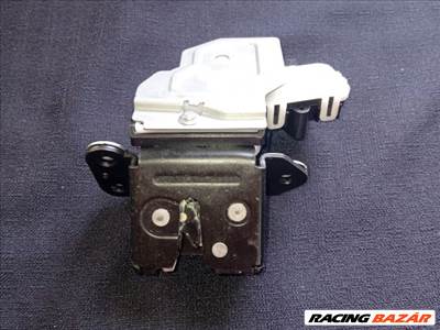 Mazda CX-5 (KF) MAZDA CX-5 Csomagtérajtó Zárszerkezet