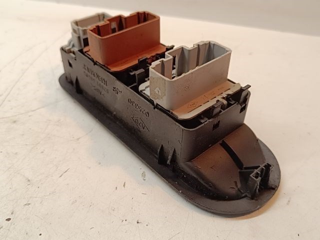 RENAULT SCÉNIC II Bal első Ablakemelő Kapcsoló 7. kép