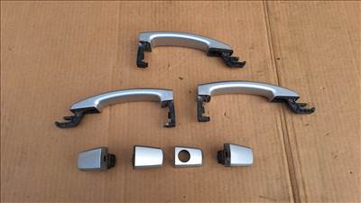 Opel Astra J kilincs ezüst Z176