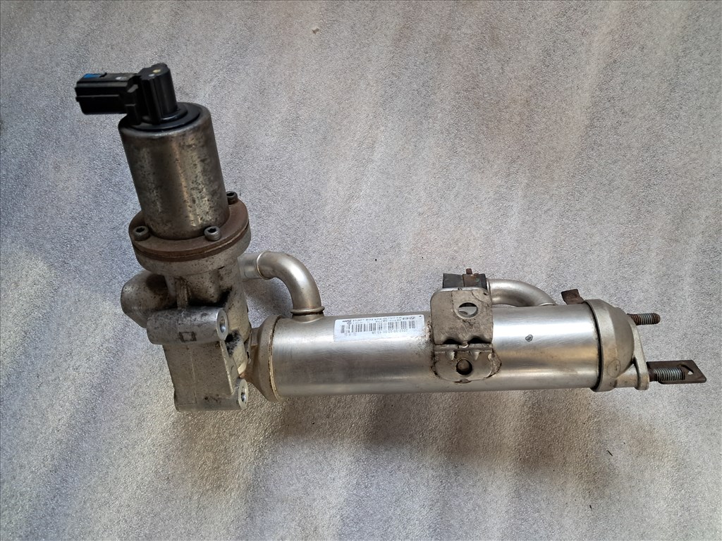 Kia Cee'd (JD) 1.4 crdi D4FC  Egr hűtő  284162a770 3. kép