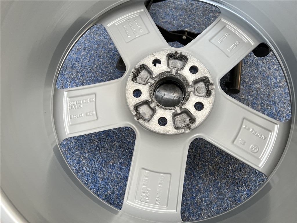 (1824) Volkswagen 18 gyári alufelni felni, 5x112, VW Golf Caddy Touran 2. kép