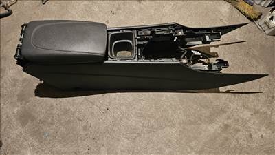 Opel Insignia B gyári bőr könyöklő  13485254