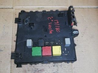 Opel Vectra C Biztosítéktábla Utastér *117003* 13205774 519162002 2. kép