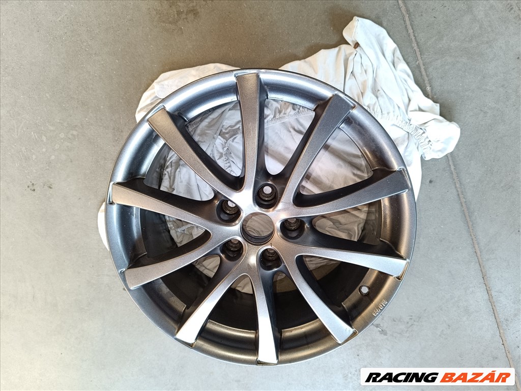  5x114.3 lyukosztású 8JJ 18" újszerű Borbet alufelni 3. kép
