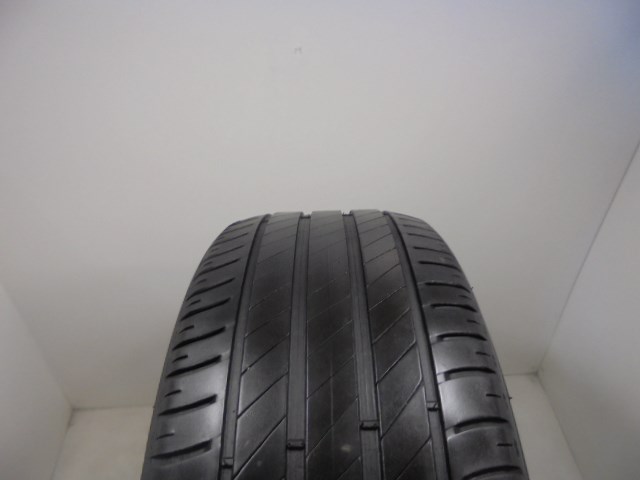 Kleber Dynaxer HP4 235/55 R17  1. kép