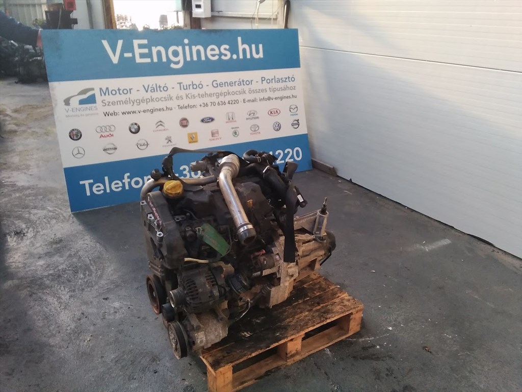Renault 1,5DCI, K9KG832 bontott motor  3. kép