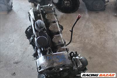 Mercedes C-osztály W203 fűzött blokk hengerfejjel 611962