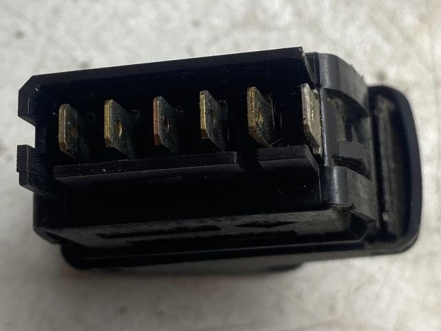 RENAULT THALIA Jobb első Ablakemelő Kapcsoló 5. kép