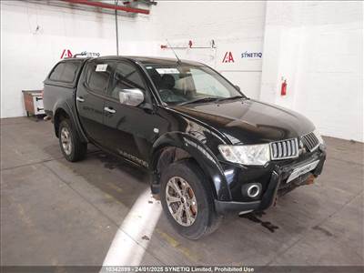 Mitsubishi L200 IV bontott alkatrészei