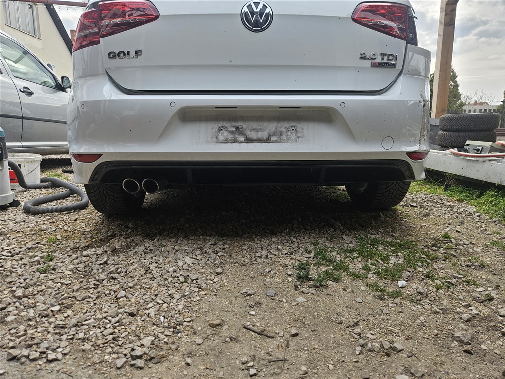 Volkswagen Golf VII (A7 Typ 5G) bontott alkatrészei crlb motor pgs váltó  8. kép