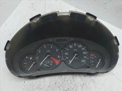 PEUGEOT 206 Kilométeróra