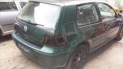 Volkswagen Golf IV Hátsó lökháritó eladó