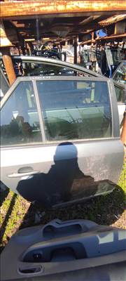 Kia Carens (BK) Jobb hátsó ajtó 