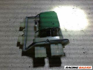 Volkswagen Golf III Előtét Ellenállás Fűtőmotor *25887* bosch-3131090043