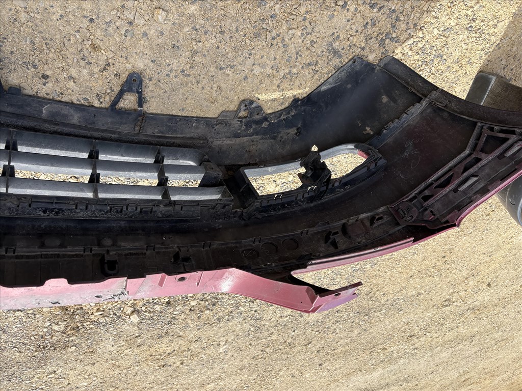 Volkswagen Touran I Első lökhárító  5. kép