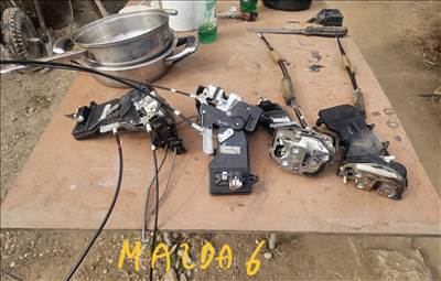 Mazda 6 (1st gen) Ajtó zár zárszerkezet 