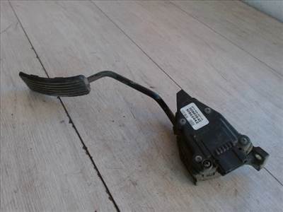 VOLVO V40 Elektromos gázpedál
