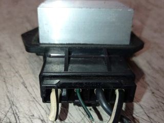 Toyota Avensis (T250) Előtét Ellenállás Fűtőmotor *135498* 4993002121 3. kép