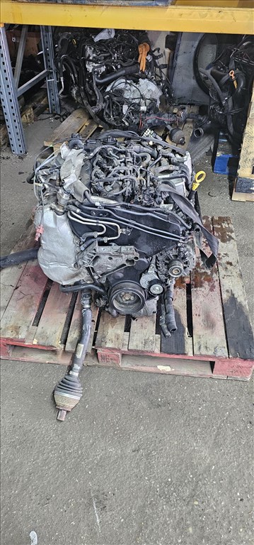 Volkswagen Caddy III 2.0 TDI 4Motion motor  04l123123 dfs123123 1. kép